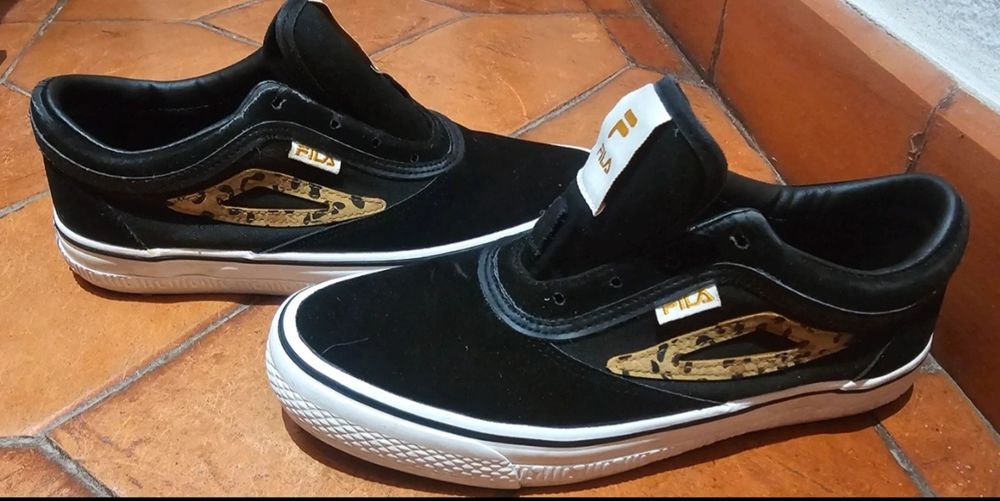 Ténis Fila em ótimo estado N 39