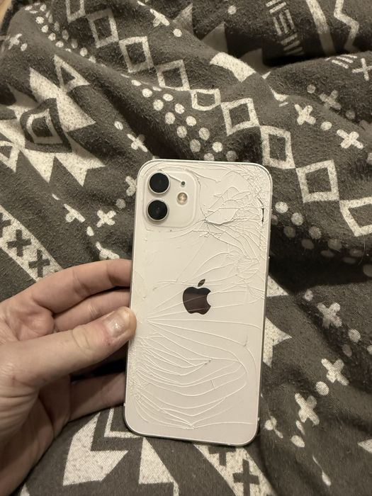 IPhone 12 128gb biały