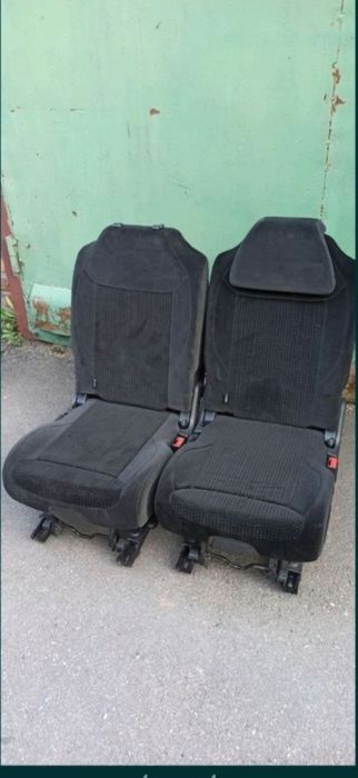 Сидіння 3 ряду...