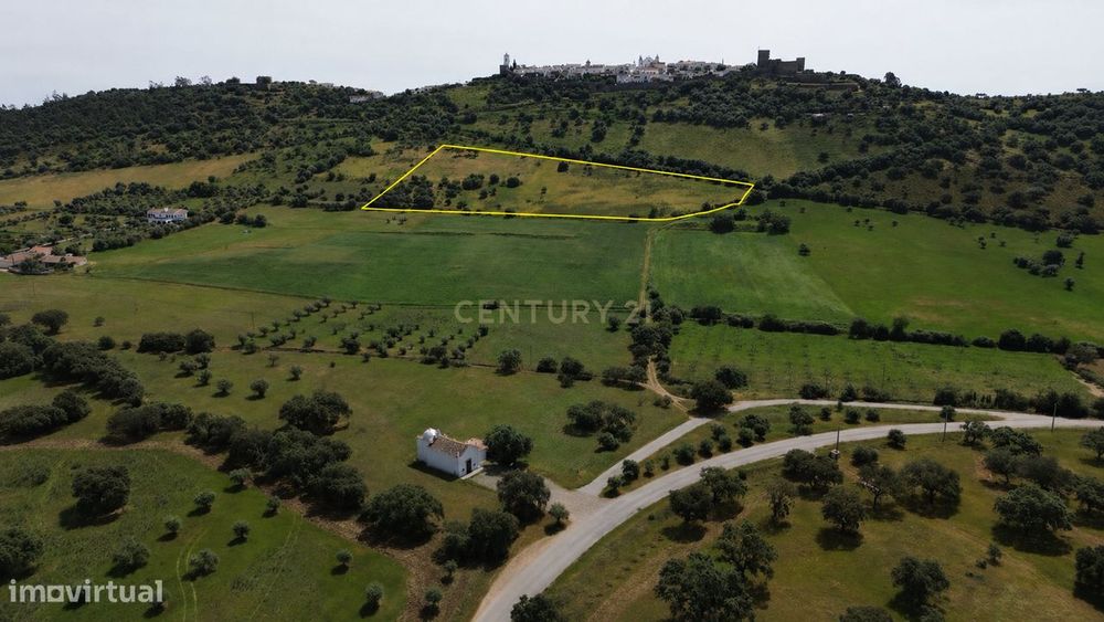 Terreno em Monsaraz junto ao Castelo