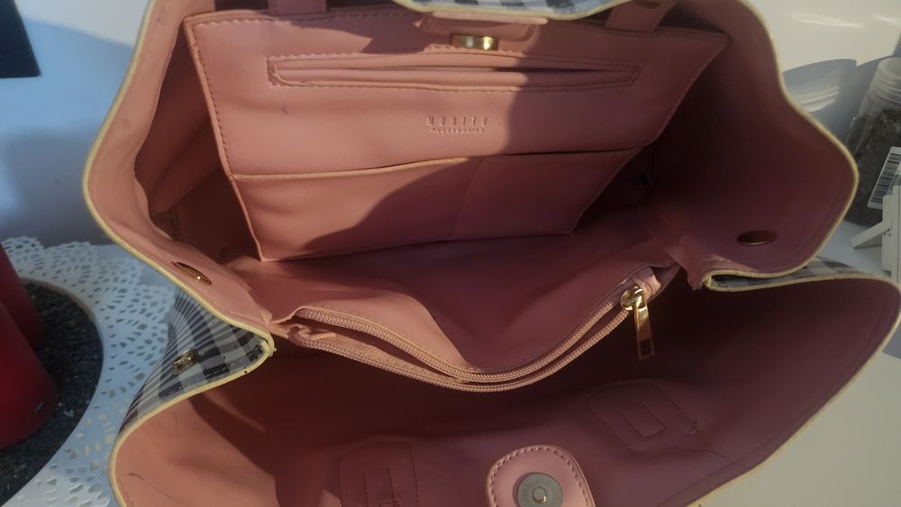 Torebka w kratę Mohito city bag