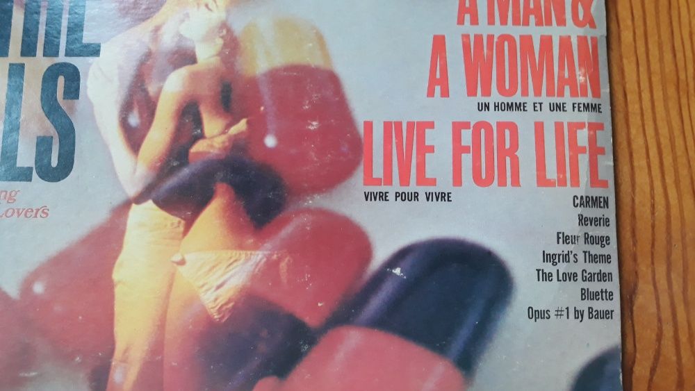LP Vinil The Young Lovers - Valley Of The Dolls