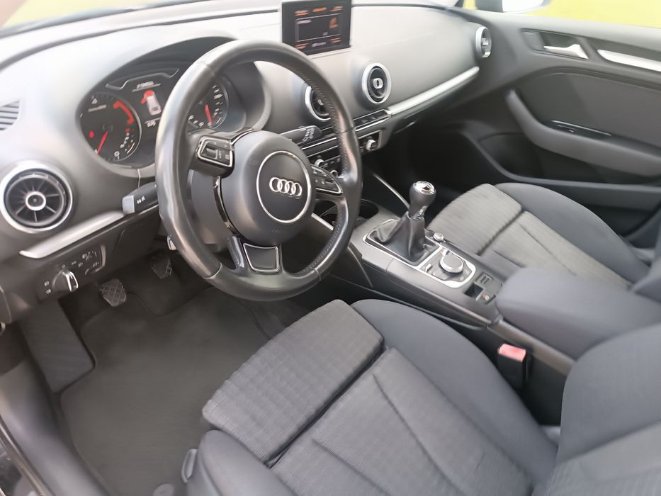 Audi A3 tdi sportback(aceito retoma)