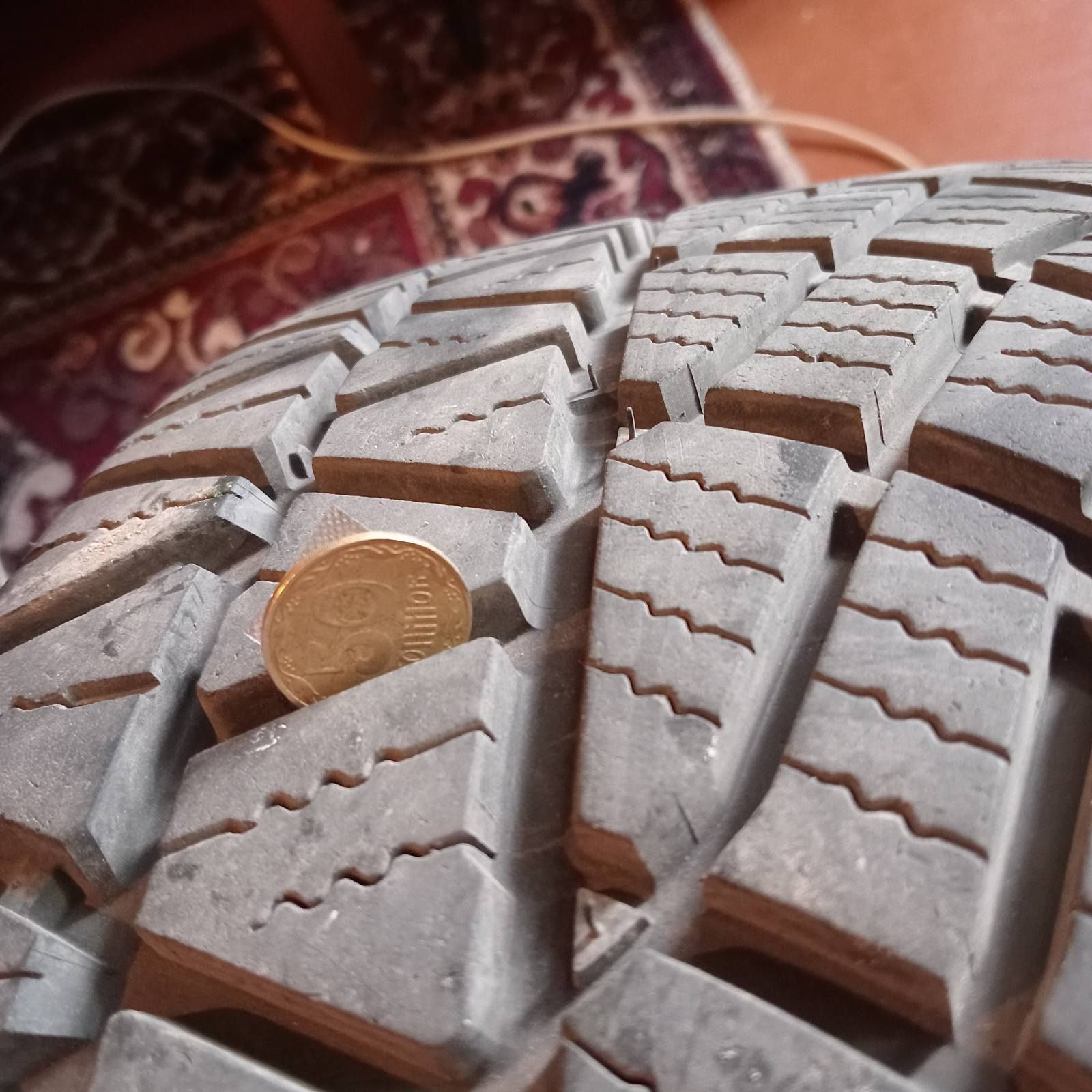 Продам колеса в зборі. Шини і диски: 5 500 грн. - Колеса в зборі ...