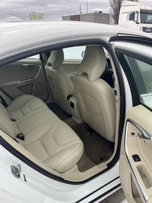 Volvo S60 2.0T 2014р.