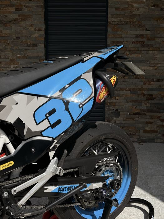 Husqvarna 701 Supermotard