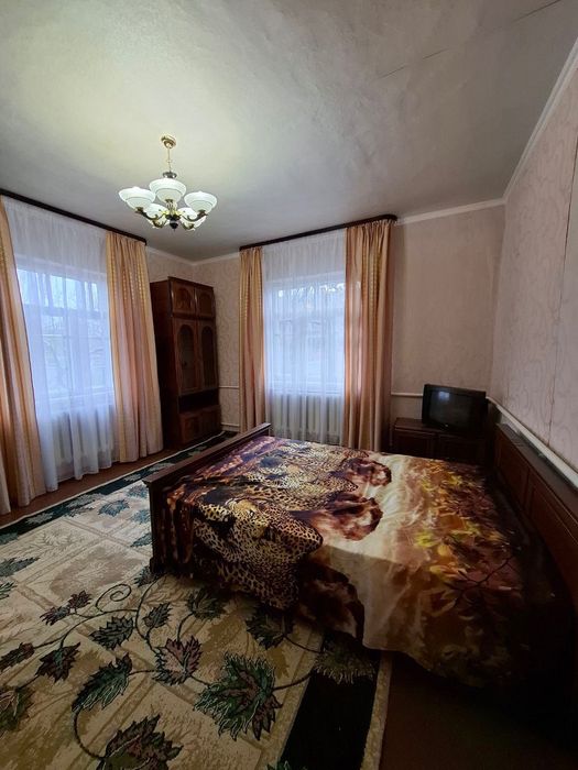 Оренда частини будинка район Старе місто