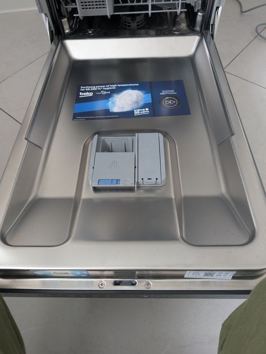 посудомийна машина BEKO