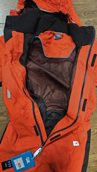 Kombinezon 5-6lat nowy