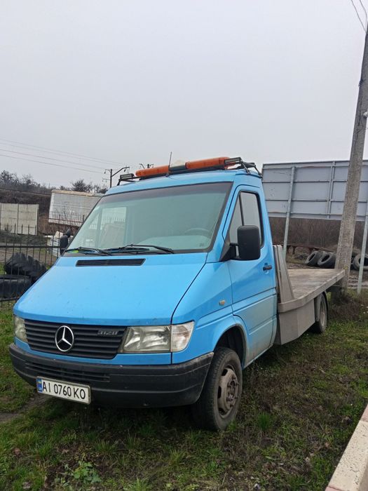 Послуги евакуатора 24/7 до 3.5т