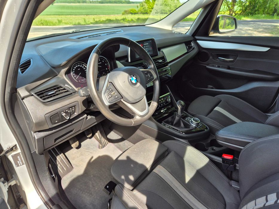 BMW Seria 2  216d Active Tourer Advantage