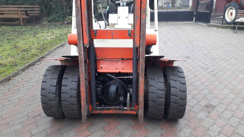 NISSAN wozek widlowy blizniaki pozycjoner scisk toyota podwojne kola