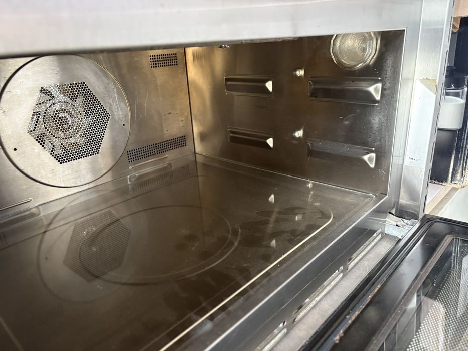 Микроволновка-духовка Miele  ( вбудована, електрична)( 021007 )