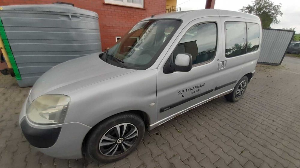 Citroen Berlingo Lift Lampy maska zderzak drzwi hak Kod lakieru EZRC