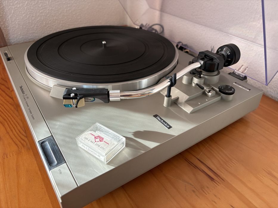 Gira discos Technics SL-303