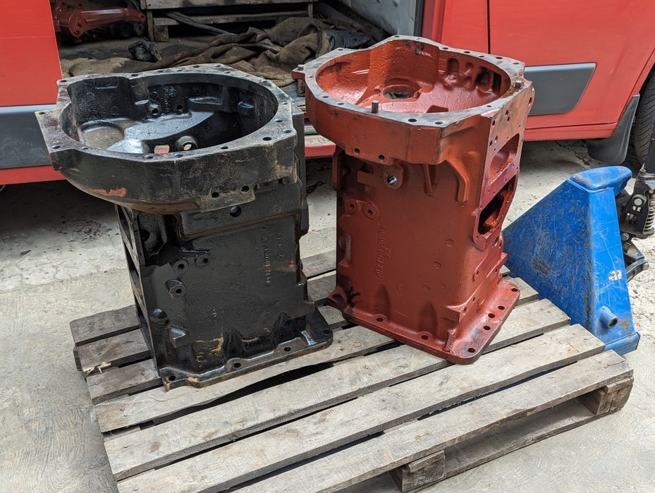 Проміжутка МТЗ 82.892 Корпус Зчеплення мТз Промежутка Проставка СССР