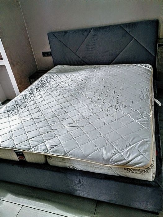Ліжко двоспальне 2х 1.6 м. з матрацом Tiffany + наматрацник+ 2 подушки