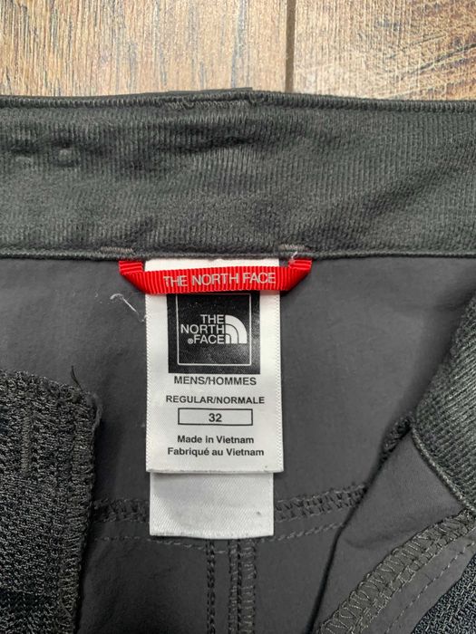 Шорти The North Face