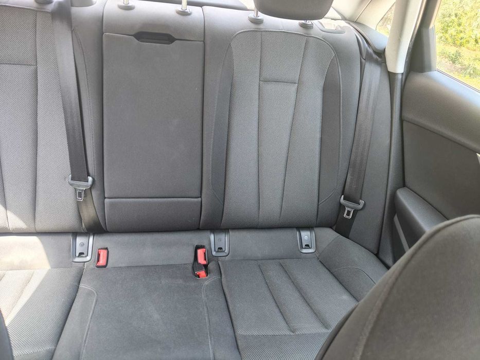 Audi A4 2.0 TDI Business Line