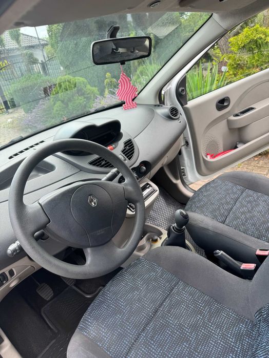 Renault Twingo II 2009 r -  SAMOCHÓD DLA PAULI