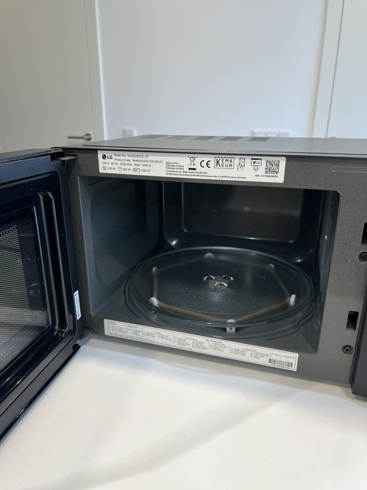 MICRO-ONDAS LG de 25L, 1000W com Grill