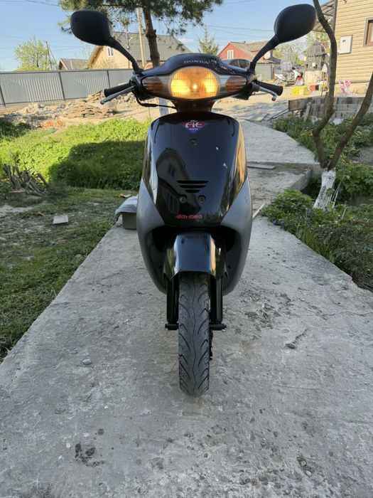 Продам скутер Honda dio