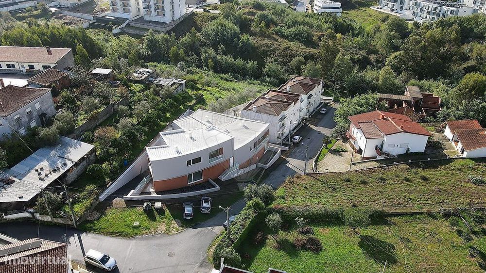 Venda de Moradia T4 + 1 em São Martinho do Bispo, Coimbra
