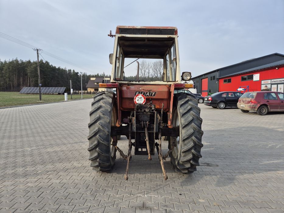 Ciągnik rolniczy FIAT 680/8  , jak New Holland , Case