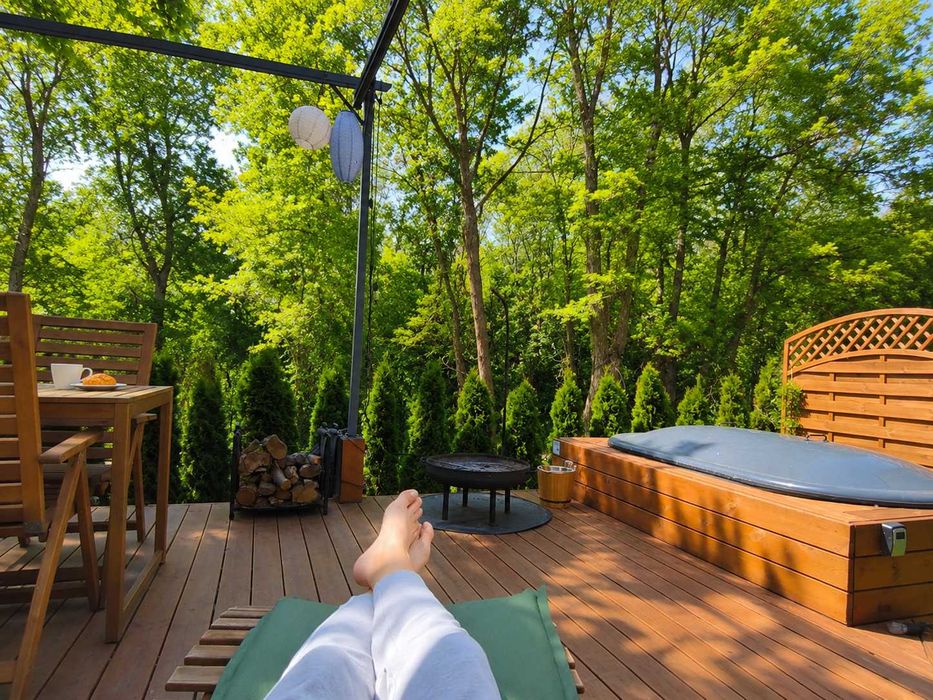 Domki nad Wisłą z prywatną balią – pomysł na weekend 1h od Radomia