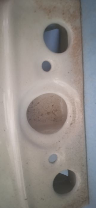 Подається унітаз