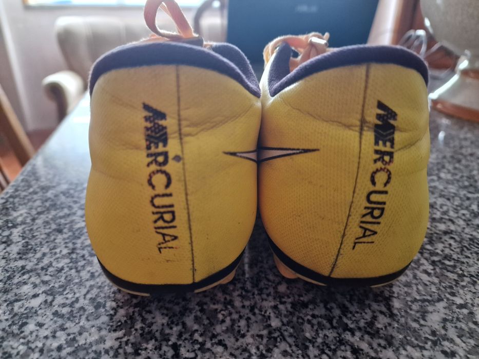 Nike mercurial tamanho 43