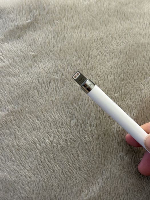 Apple pensil 1.