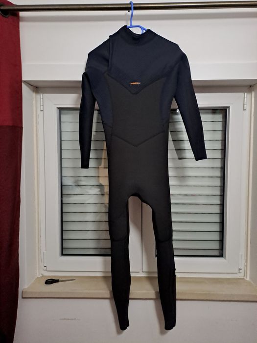 Fato de surf  novo O'Neill 4/3