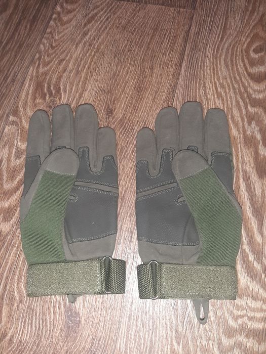 Перчатки тактические