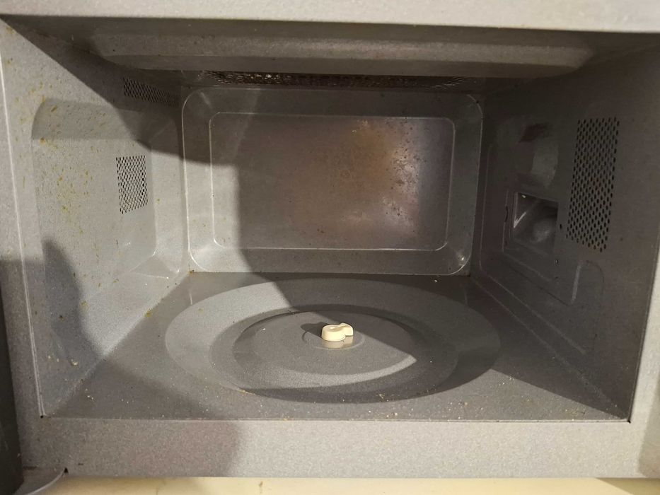 Микроволновая печь под ремонт