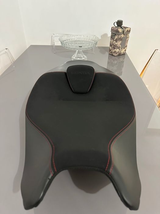 Banco Confort Honda X-ADV 750 – Excelente estado