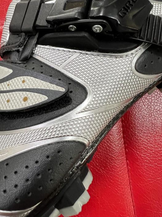 Кросівки Giro велосипедні