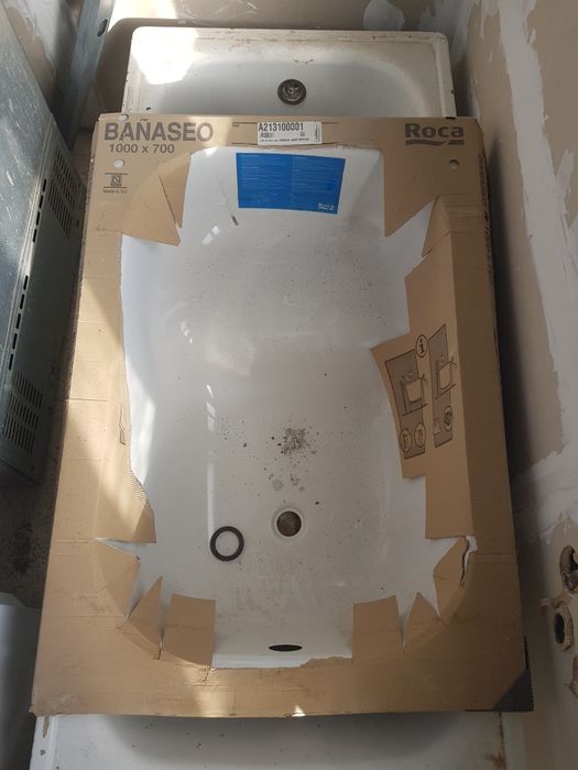 2 mini banheiras ROCA novas 100x70x40