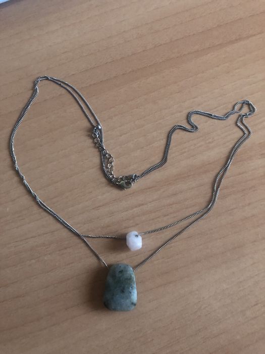 Colar duplo com cristais