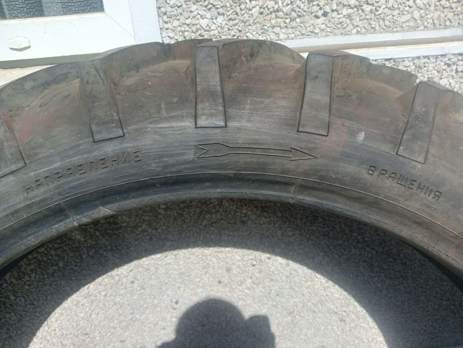 Шина прицепного оприскувача R40. 8,25-40. МТЗ ЮМЗ Джон Дір