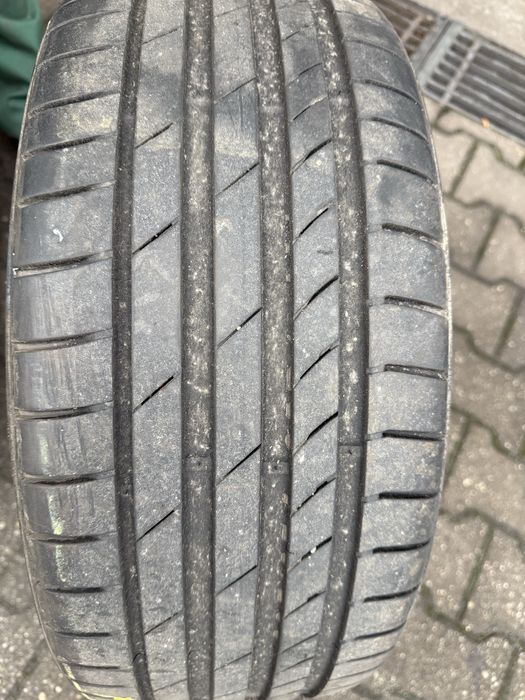 Opony letnie 225 35 R 19