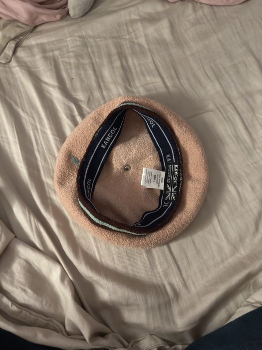 Берет рожевий Kangol