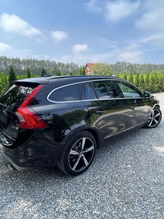 Volvo V60 R-desing 2.4 D5 4x4 Plug in hybrid Polestar,bogata wersja !