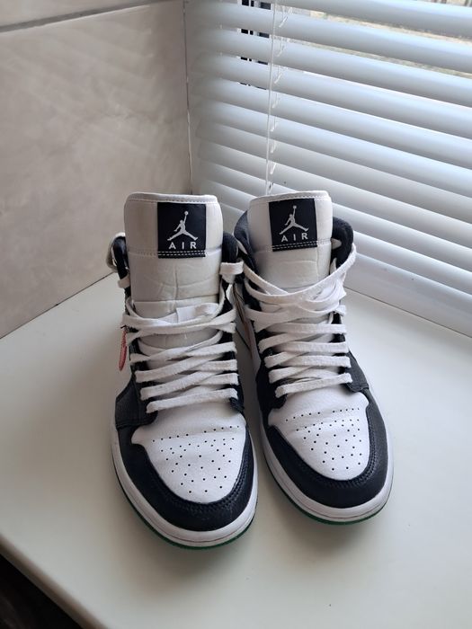 Кросівки nike air jordan 1 mid