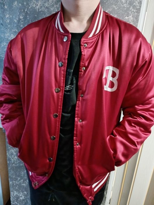 Kurtka bejsbolówka unisex boohoo