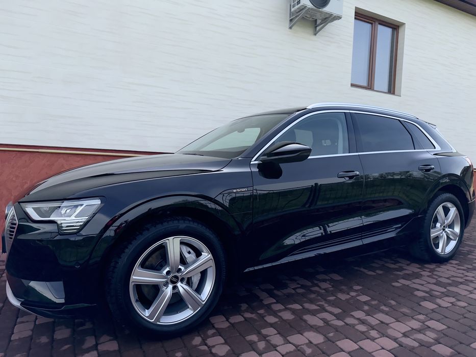 Audi E-tron  55  95Kwt 408 к.с Європа!!