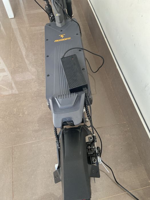 Trotinete Elétrica Ausom K20 - Como Nova