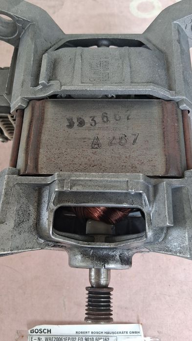 Motor maquina lavar marca Bosch