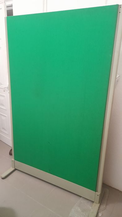 Biombo ou divisória em ferro dupla face