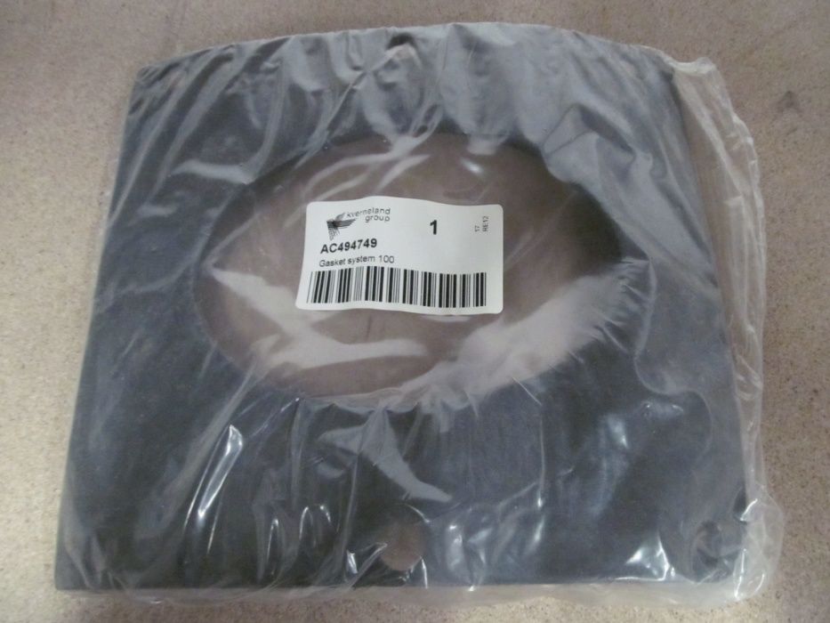 Uszczelka rury fi 100mm siewnik Kverneland ACCORD nowa AC494749 [1054]